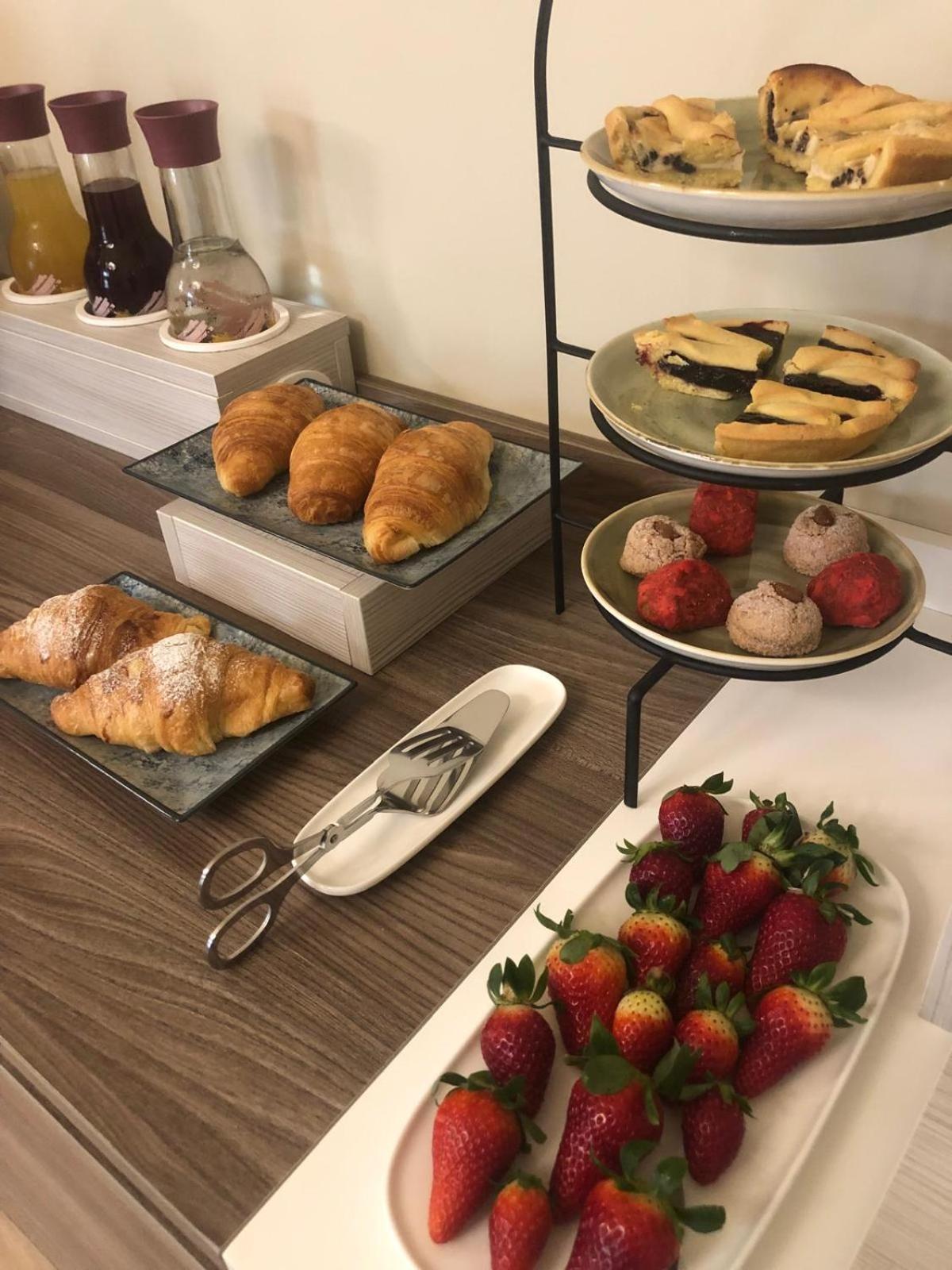 Antica Dimora Luxury Rooms Barletta Luaran gambar
